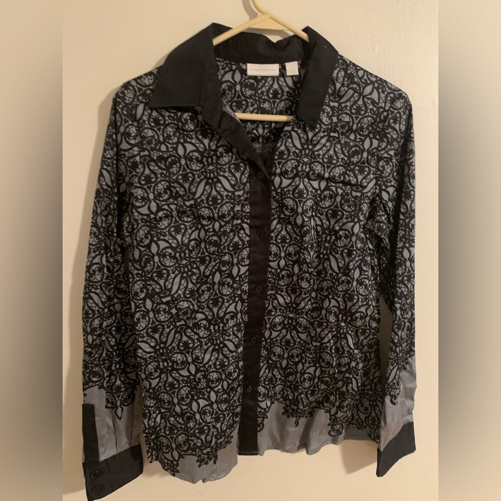 Ny&co. Women’s medium collared button up shirt with print